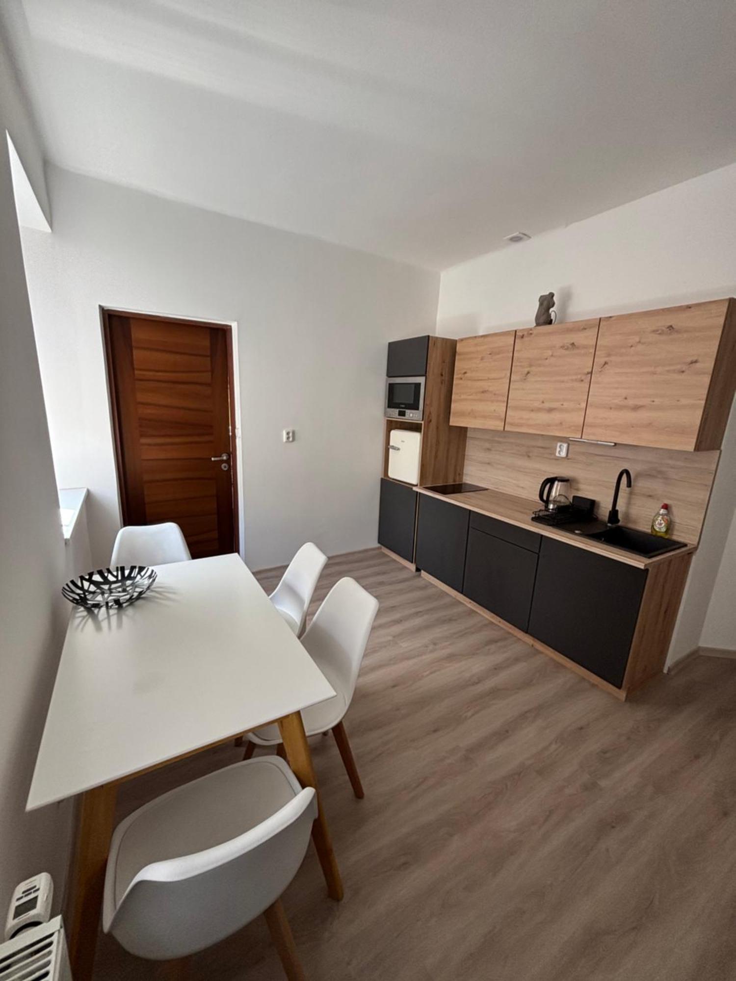 Apartman Orli Hnizdo Liberec Exterior foto